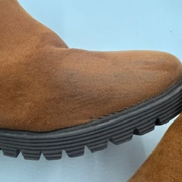 American Eagle Womens Cognac Brown Faux Suede Sherpa Lined Chelsea Boots Size 9 - Picture 4 of 9